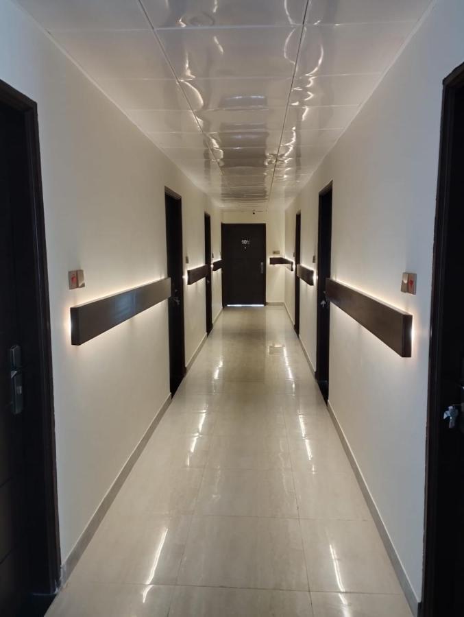 White Park Hotel & Suites Ćottogram Zewnętrze zdjęcie